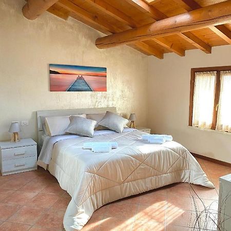 شقة Casa Vacanze Raggio Di Sole فاليجيو سول مينشيو المظهر الخارجي الصورة