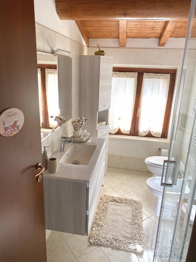 شقة Casa Vacanze Raggio Di Sole فاليجيو سول مينشيو المظهر الخارجي الصورة