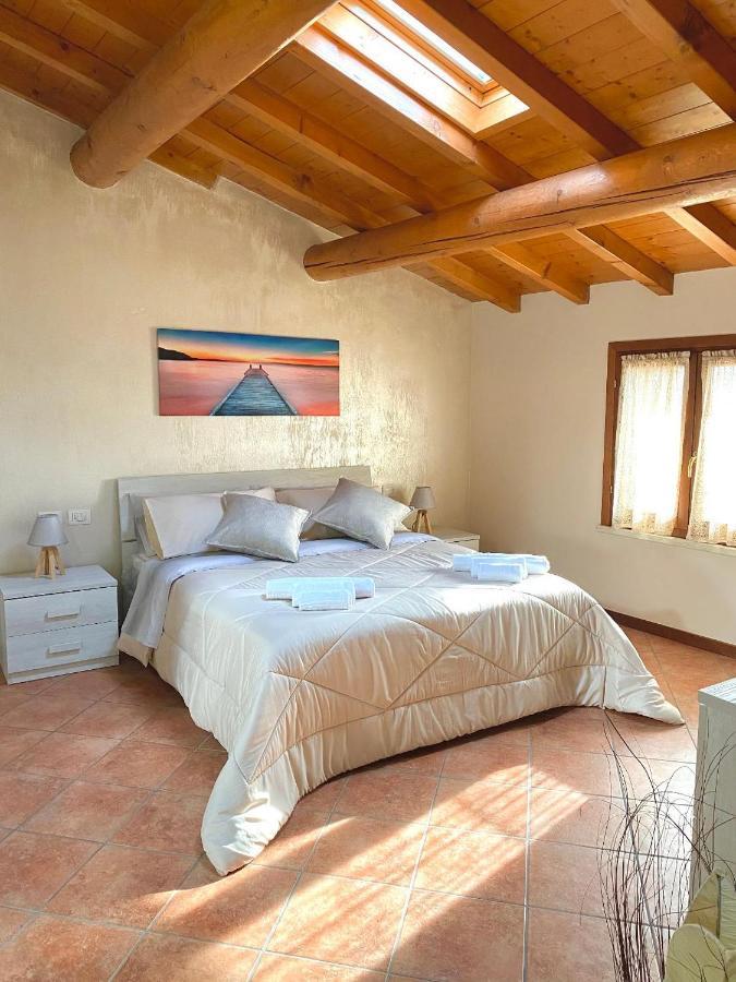 شقة Casa Vacanze Raggio Di Sole فاليجيو سول مينشيو المظهر الخارجي الصورة
