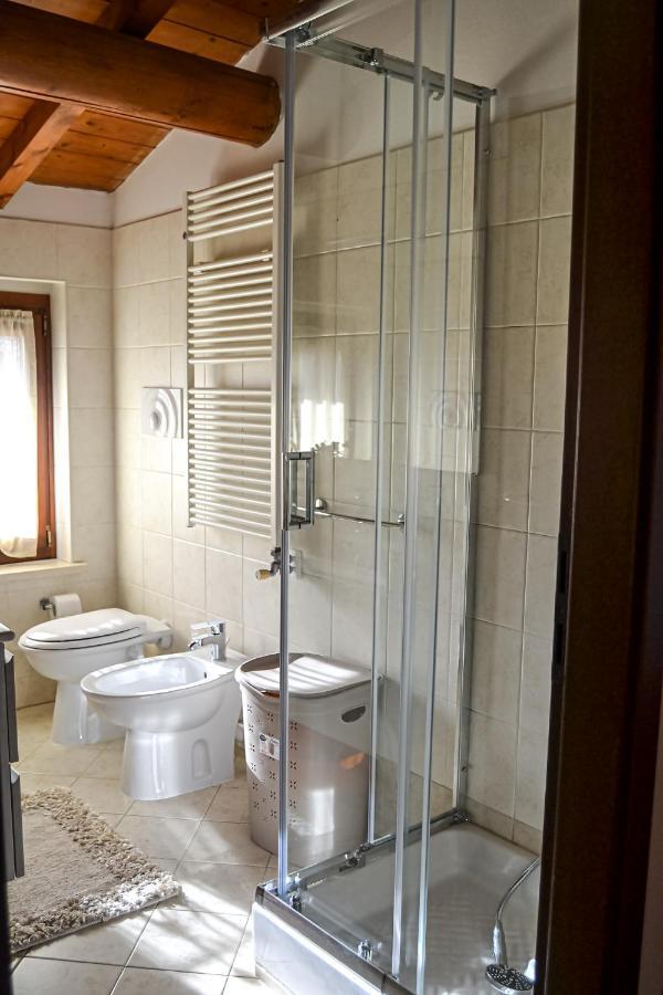 شقة Casa Vacanze Raggio Di Sole فاليجيو سول مينشيو المظهر الخارجي الصورة